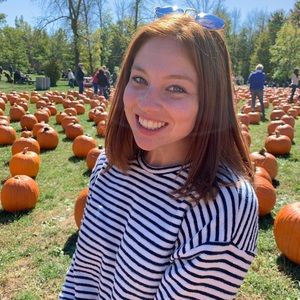 Meet your Posher, Marissa